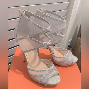 De Blossom Silver Rhinestone Platform  Heels